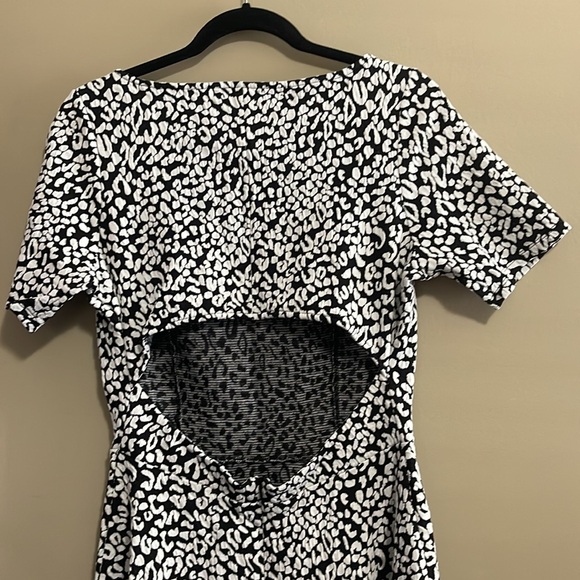 Guess dress - Picture 3 of 6